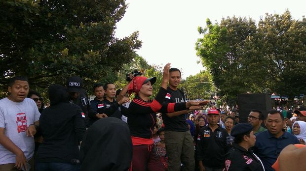  Gerilya di Cibubur Jaktim Agus Disambut Kuda Lumping