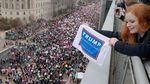 Ratusan Ribu Wanita Demo Donald Trump