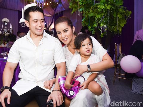 Cerita Olla Ramlan yang Berhasil Turun 17 Kg Pasca Sebulan Melahirkan