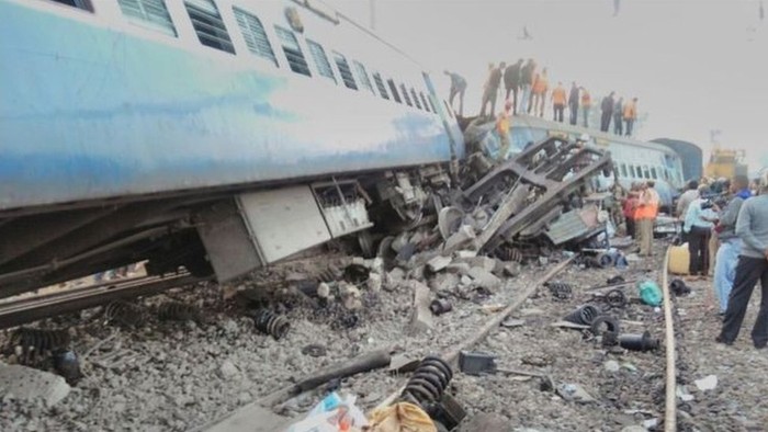 Korban Tewas Kecelakaan Kereta di India Jadi 36 Orang