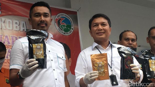 Polisi Tangkap Bandar 10 Kg Tembakau Gorila yang Jualan di IG