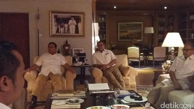 Anies dan Sandiaga sowan ke Prabowo