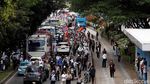 Massa FPI Jalan Lawan Arah Saat Long March