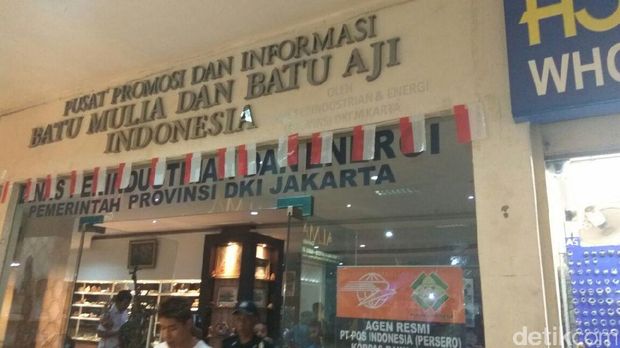 Annisa Yudhoyono 'Gerilya' ke Sentra Batu Akik di Rawa Bening