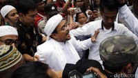 Ia menyatakan ceramahnya soal Palu Arit itu hanya sebagai warning terhadap pemerintah akan adanya indikasi kebangkitan PKI.