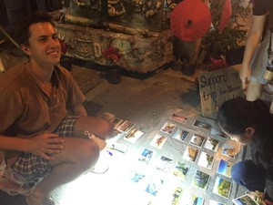 Kisah Traveler Ukraina, Jualan Foto Supaya Bisa Keliling Dunia