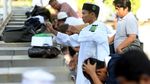 Massa FPI Bersiap Menuju Polda Metro