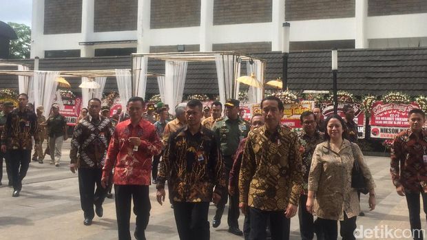 Jokowi hadiri HUT Megawati