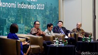 Diskusi tersebut mengambil tema soal radikalisme dan prospek ekonomi 2017.