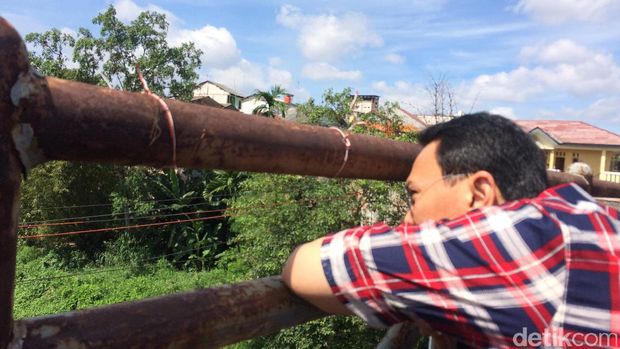 Ahok blusukan di Kramat Jati / 