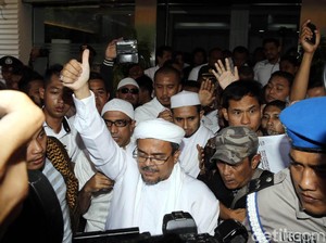 UU ITE Jadi Senjata Polisi di Kasus Habib Rizieq