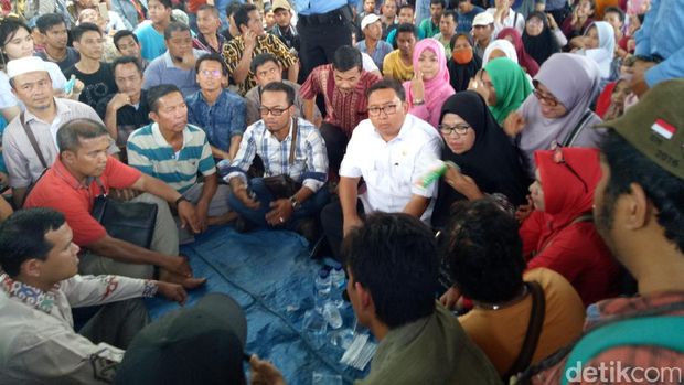 Kunjungi Pasar Senen, Fadli Zon: Bapak Ibu Bersabar Hadapi Ujian