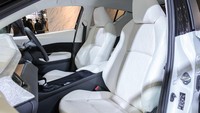 Jika coba dibedah, kedua modifikasi Toyota C-HR ini sama-sama menampilkan kecantikan, layaknya seorang perempuan.