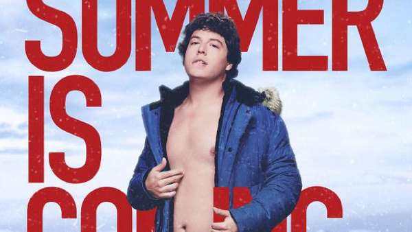 Para Wanita Seksi di Poster Film Baywatch Para Wanita Seksi di Poster Film Baywatch