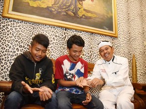 Bupati Dedi Akan Sekolahkan 2 Anak yang Dikira Dipekerjakan Tajudin