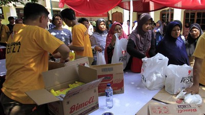 Pasar Murah untuk Peringati Imlek