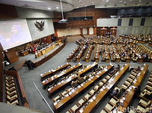 DPR Makin Digdaya, Jokowi Tak Kuasa