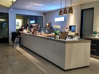 KopiKalyan: Menghirup <i>Cafe Latte</i> Ditemani <i>Fish & Chips</i> yang Renyah