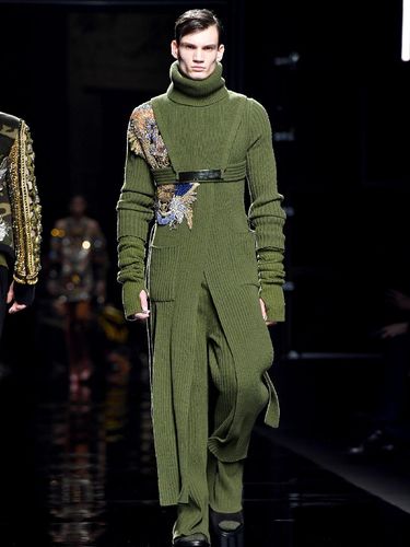  7 Tren Fashion Eksentrik untuk Pria dari Panggung Mode Dunia