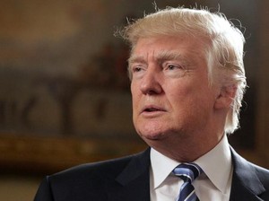 Trump Akan Terapkan Larangan Pengungsi Sementara dan Batasi Visa
