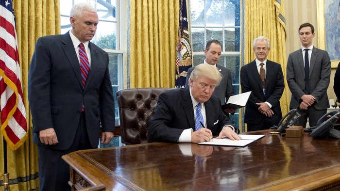 Presiden Trump Tarik AS dari Kemitraan Trans-Pasifik