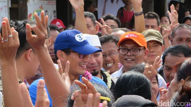Sandiaga Uno di Tanjung Priok / 