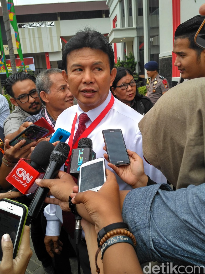 Polisi Kantongi Nama Perekayasa Hoax soal Kekerasan ke Pemuka Agama Polisi Kantongi Nama Perekayasa Hoax soal Kekerasan ke Pemuka Agama