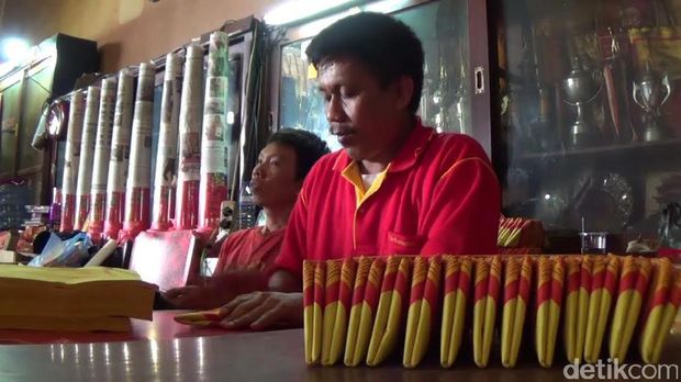 Penjualan Kim Coa atau uang kertas Meningkat