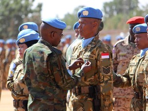 PBB Beri Medali Kehormatan untuk Pasukan Perdamaian TNI di Darfur