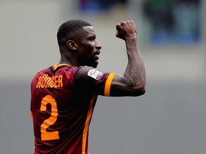 Dikaitkan-kaitkan dengan Chelsea, Ruediger Masih Sangat Nyaman di Roma