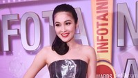 Istri dari Harvey Moeis ini hadir untuk menerima penghargaan. Pool/Noel/detikFoto.