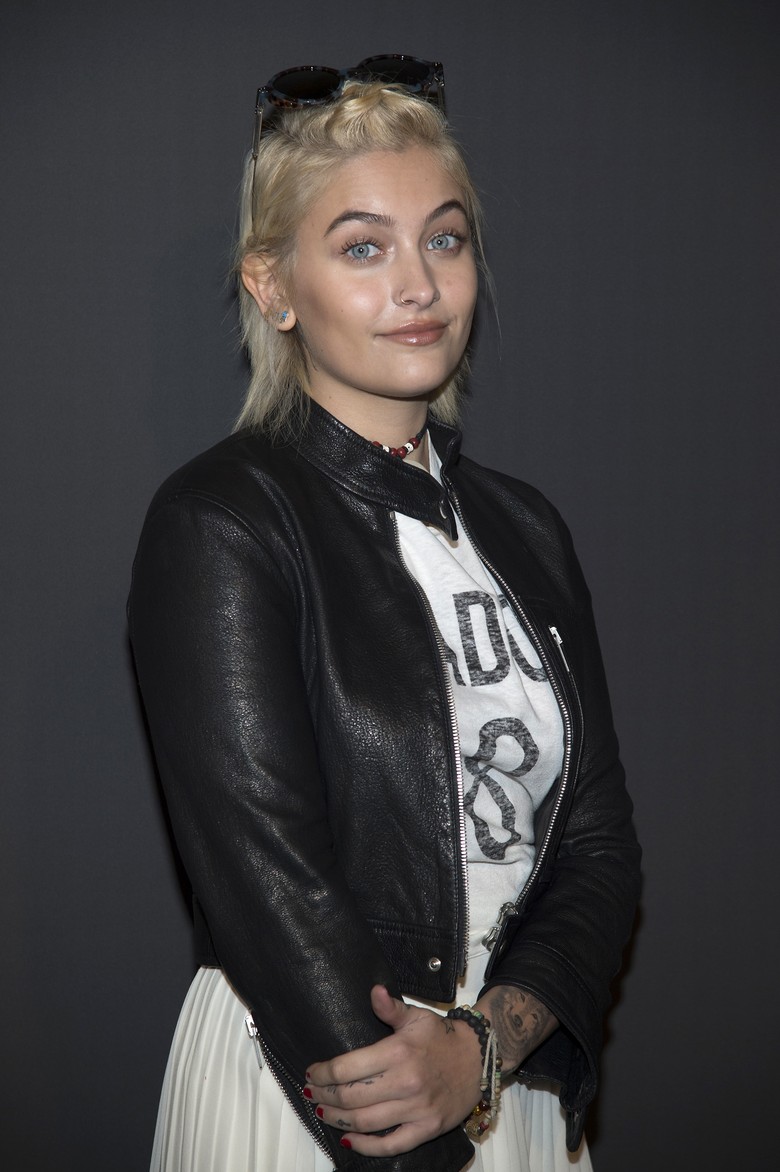 Pasca Michael Jackson Meninggal, Sang Putri Beberapa Kali Coba Bunuh Diri Pasca Michael Jackson Meninggal, Sang Putri Beberapa Kali Coba Bunuh Diri