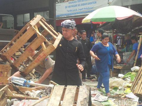 Bima Arya Sidak Pasar, Marah Tahu PKL Jualan di Tengah Jalan