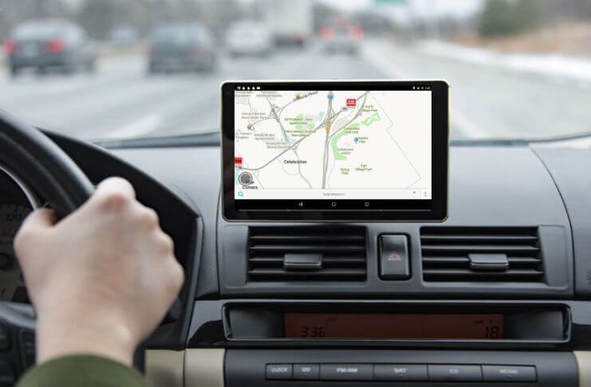 Seberapa Bahaya Pakai GPS saat Mengemudi Hingga Bisa Dibui?