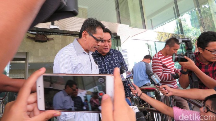 Anak Bupati Klaten Bungkam Usai Diperiksa KPK