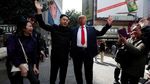Kemesraan Kim Jong Un dan Donald Trump