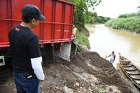  Tambang Pasir di Sungai Cikao Purwakarta Ditutup