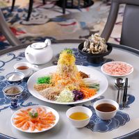 Meski dari China, Yu Sheng Malah Lebih Populer di Singapura, Ini Sebabnya!