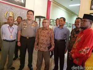 Tabligh Akbar, Muhammadiyah Surabaya Hanya Undang Bachtiar Nasir