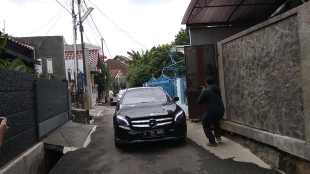 Kabar OTT KPK, Begini Aktivitas di Rumah Patrialis Akbar