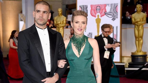 2 Kali Cerai Setelah 2 Tahun Nikah, Ada Apa dengan Scarlett Johansson?