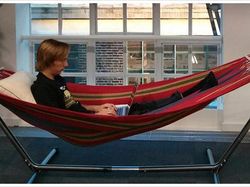 Sederet Fasilitas Karyawan Facebook yang Bikin Ngeces