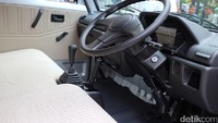Setir Suzuki Carry pikap. Foto: Dina Rayanti