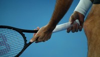 Petenis yang ditempatkan sebagai unggulan ke-17 itu lolos ke babak empat besar usai menyingkirkan penakluk Andy Murray, Mischa Zverev, tiga set langsung 6-1, 7-5, 6-2. Clive Brunskill/Getty Images.