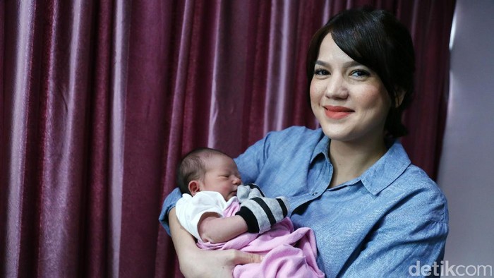 Usai Melahirkan, Alice Norin Akan Vakum dari Dunia Hiburan
