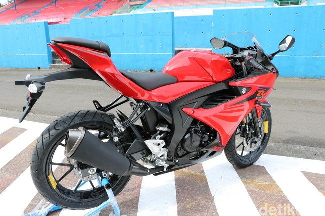 Pembuktian Suzuki GSX-R 150