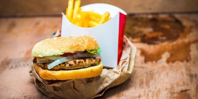 Madonna dan Amy Adams, Bintang Hollywood yang Pernah Kerja di Restoran Fast Food (1)