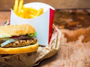 Sering Konsumsi Makanan Ultra-Proses Dapat Sebabkan Kegemukan