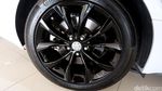 Penampakan Jagoan Baru Jaguar New XF 2.0 Black Jack
