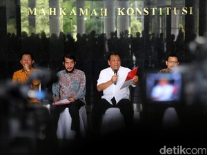 Pasca-OTT Patrialis Akbar, Perlu Perbaikan Kultural di MK